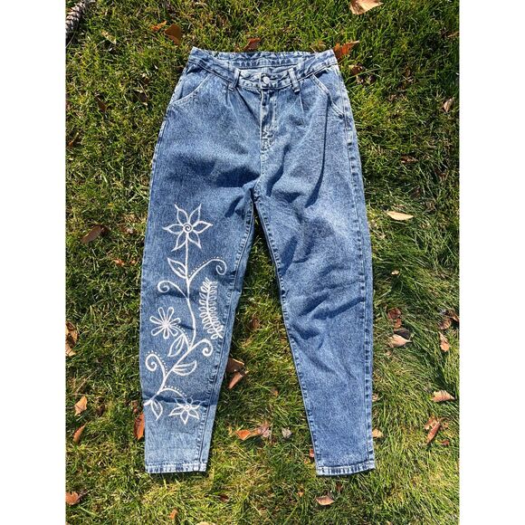 Upcycled Jeans Floral Baggy Dark Wash Hand-Painted Design Women - Picture 1 of 4